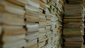 Pile de livres d'occasion pour produit test Okazo